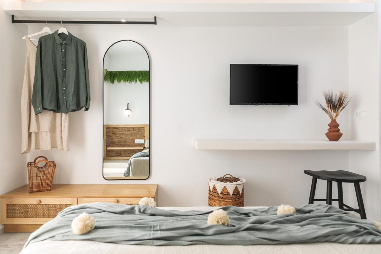 Hermes Luxury Suites Naxos City Εξωτερικό φωτογραφία